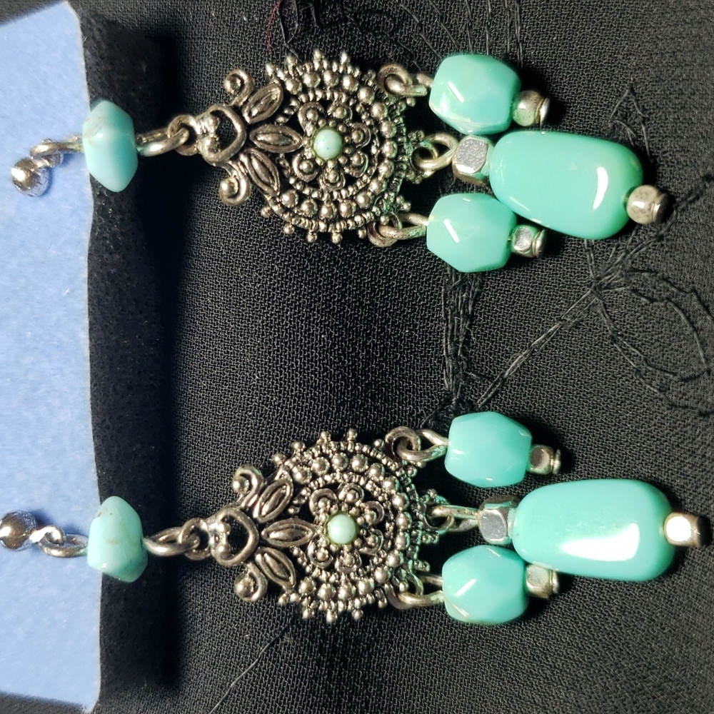 Beaded Earrings - Picture 3 of 6